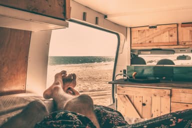 Garmin CamperVan GPS til små campingvogner og bobiler (sort)