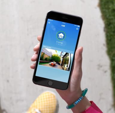 Google Nest Cam Outdoor sikkerhetskamera