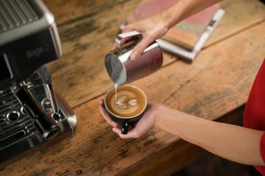 Sage Barista Touch kaffemaskin SES880BSS