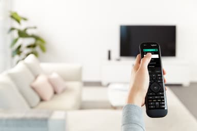Logitech Harmony Elite fjernkontroll
