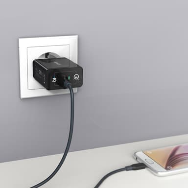 Anker PowerPort+1 w QC 3.0 18W USB-A lader (sort)