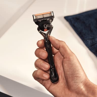 Gillette ProGlide barberhøvel for menn 596775 (sort/sølv)