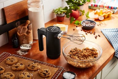 KitchenAid trådløs håndmikser 5KHMB732EBM (matt sort)
