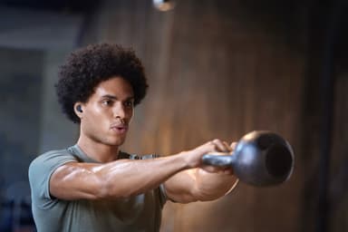 Jabra Elite 7 Active helt trådløse in-ear hodetelefoner (marineblå)