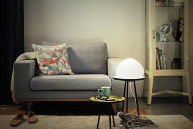 Philips Hue Wellner bordlampe (hvit)