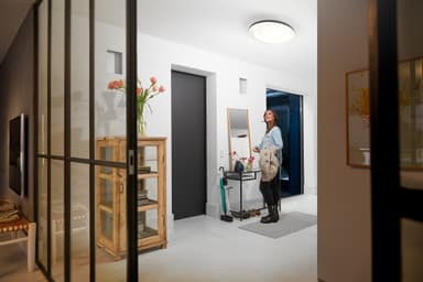 Philips Hue Cher taklampe (sort)