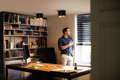 Philips Hue Pillar dobbelt spotlys 2x5W (sort)