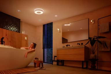 Philips Hue Xamento M taklampe (hvit)