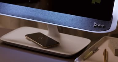 Poly Studio P21 21" Display videokonferansesystem