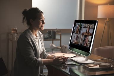 Poly Studio P21 21" Display videokonferansesystem