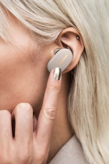 Bose QuietComfort Earbuds helt trådløse in-ear hodetelefoner (sandstone)