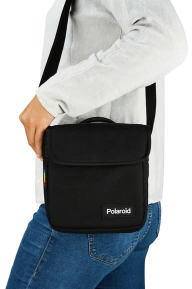 Polaroid Now analogt kamera Black Kit med veske (sort)