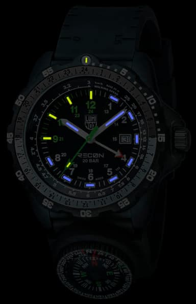 Luminox recon nav spc 8831.km klokke. 2 tidssoner og ko