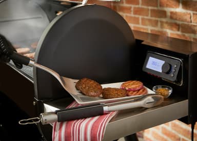 Weber Precision grillsett med grilltang og grillspade 6763