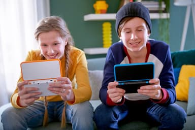 New Nintendo 2DS XL konsoll EU-modell (sort/turkis)