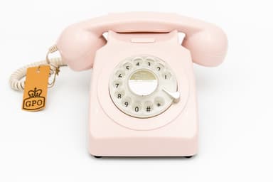 GPO 746 Retro Dreieskivetelefon - Pink