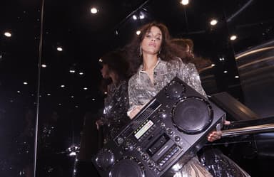 GPO BROOKLYN Ghettoblaster, svart