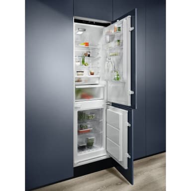 Electrolux kombiskap ENT8TE18S3 (integrert)