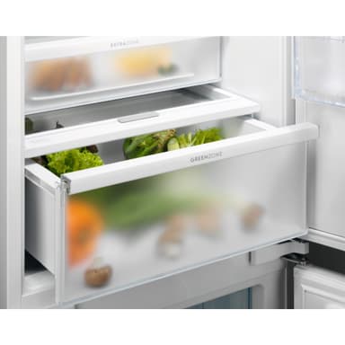Electrolux kombiskap ENT8TE18S3 (integrert)