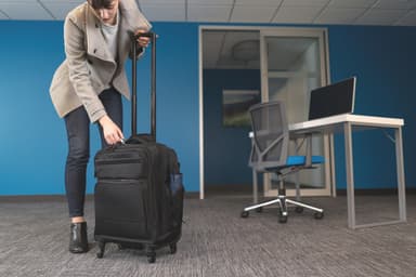 Kensington Contour 2.0 Pro Overnight Laptop Spinner 17" trillekoffert