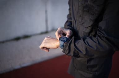 Polar Pacer Pro sportsklokke S/L (grå/sort)