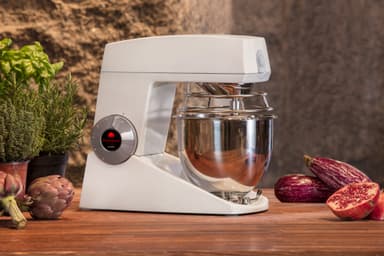 Varimixer Teddy kjøkkenmaskin M0058302Z (krem)