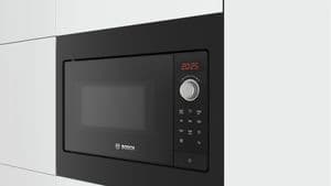 Bosch Mikrobølgeovn BFL523MB3 (sort)