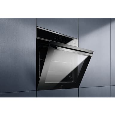 Electrolux integrert stekeovn OOS970NZ1