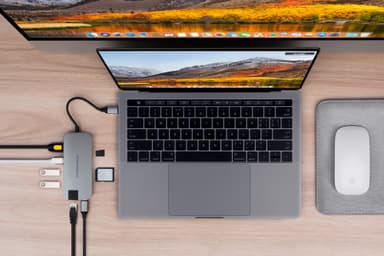 Hyperdrive Slim USB-C 8-i-1 hub (grå)