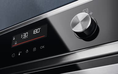 Electrolux stekeovn EOD6P66WX innebygd