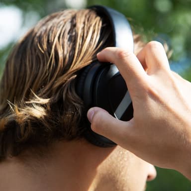 Kuura Bass Pro Trådløse Over-Ear Hodetelefoner med ANC