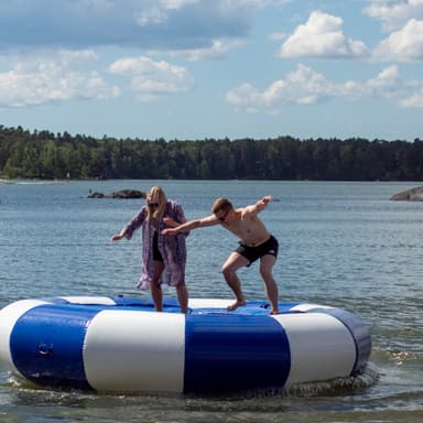 Deep Sea Vanntrampoline Deluxe 4M