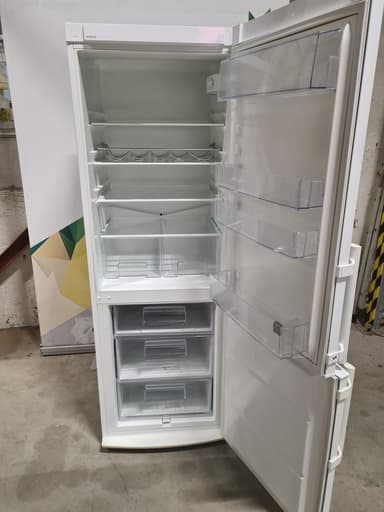 Electrolux kombiskap EN3400AOW - brukt