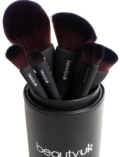 Beauty UK Brush Set And Holder