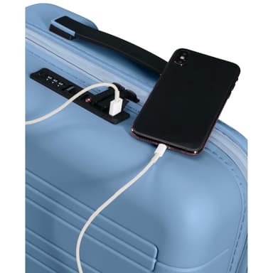 American Tourister Nova Stream Spinner 55/20 Expand Pastell Blå