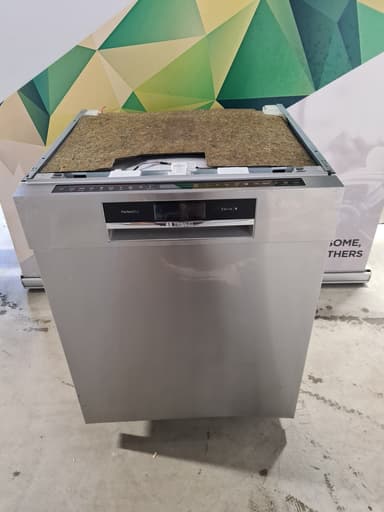 Bosch oppvaskmaskin SMU88TS06S - brukt