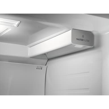 Electrolux Kombiskap LLI9VE54X0
