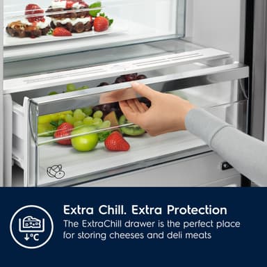 Electrolux Kombiskap ENC8MD19S Integrert