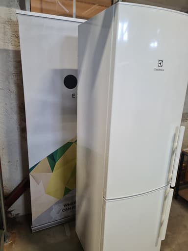 Electrolux kombiskap EN3853MOW (Hvit) - brukt