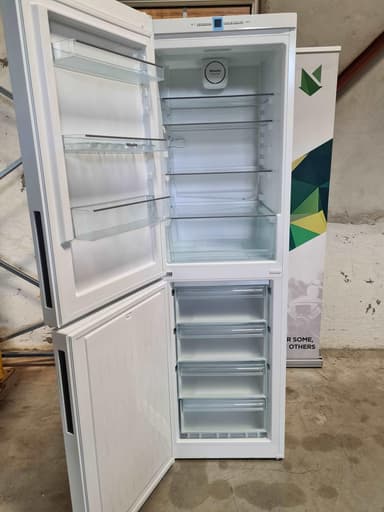 Miele kombiskap KFN 29142 D ws - brukt