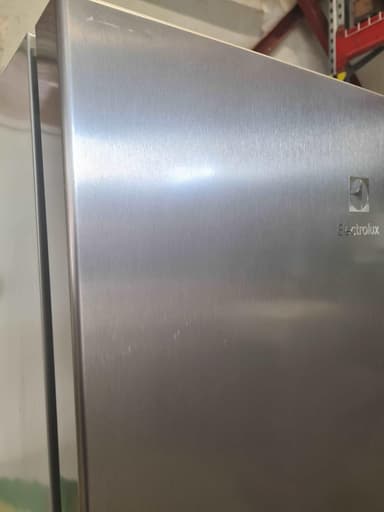 Electrolux kombiskap LNT5MF32U0 - brukt