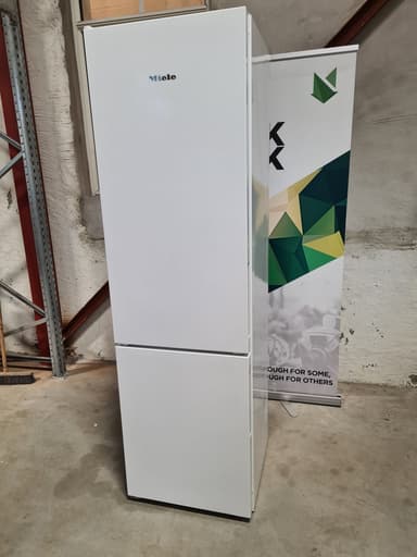 Miele kjøleskap KFN 29032 D ws - brukt