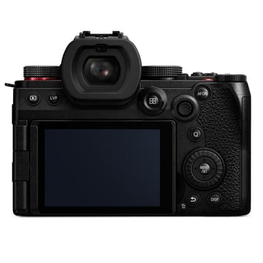 Panasonic Lumix S5 II 20-60mm f/3.5-5.6
