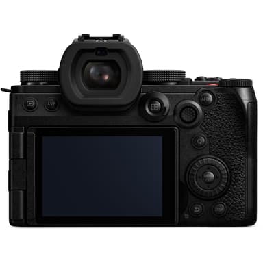 Panasonic Lumix S5 IIx  S 50mm f/1.8