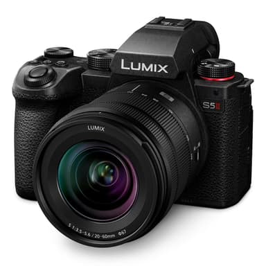 Panasonic Lumix S5 II 20-60mm f/3.5-5.6