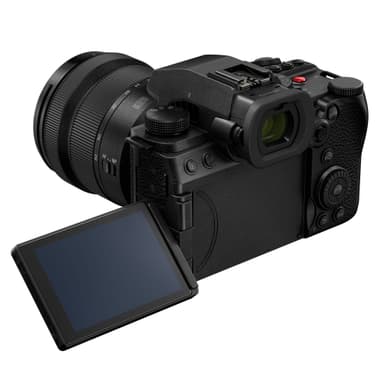 Panasonic Lumix S5 IIx 20-60mm f3.5-5.6
