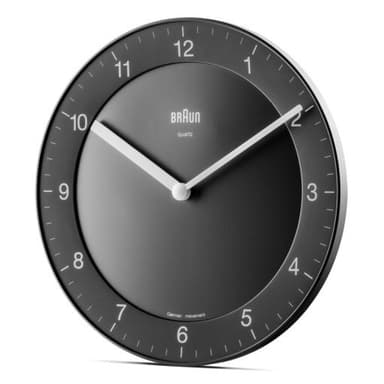 Braun klassisk veggklokke