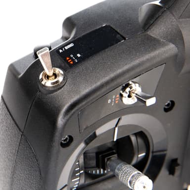 Spektrum DXS DSMX med AR410