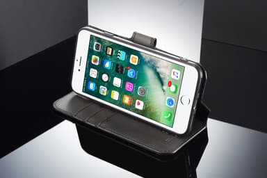 Mobilfutteral til iPhone 7/8 i sort kunstskinn