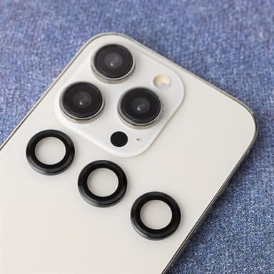 Linsebeskyttelse til iPhone 13 Mini / iPhone 13 - Svart Ramme